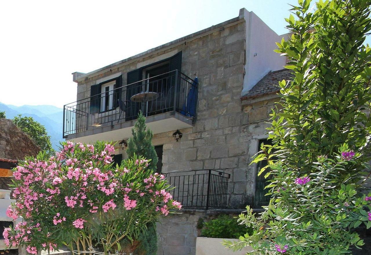 Apartmani Dalmacija 브렐라 외부 사진